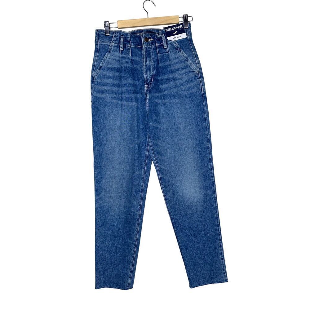 Hollister NWT Ultra High Rise Mom Jeans Dark Blue Size 5 Paper Bag Waist